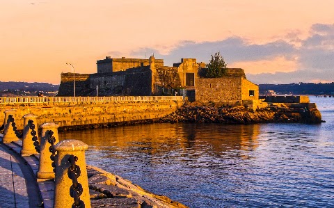 Castillo de San Antón, monumento en A Coruña