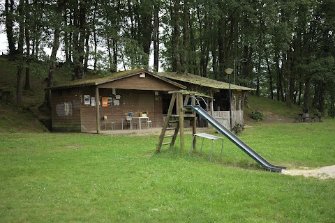 Área recreativa de Paraes, parque en Nava