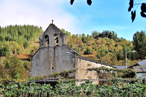 Iglesia de San Miguel de Barcia, iglesia en Navia de Suarna