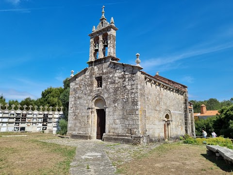 Iglesia de Santiago de Cereixo, iglesia en Camariñas