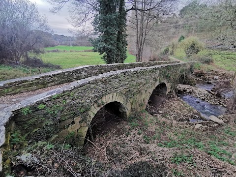 Puente da Áspera, lugar de interés en Sarria