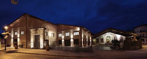 Bodegas Riojanas, lugar de interés en Cenicero