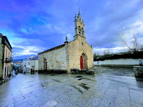 Iglesia de San Salvador, iglesia en Sarria