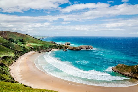 Playa de Torimbia, lugar de interés en Posada de Llanes