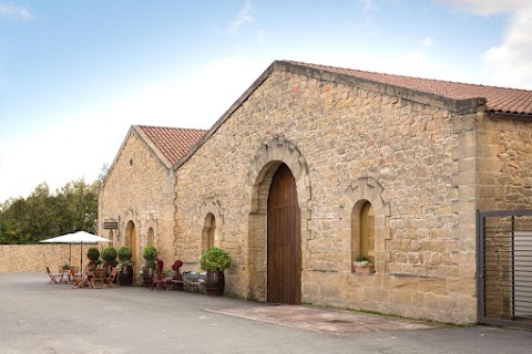 Bodegas Gómez Cruzado, lugar de interés en Haro