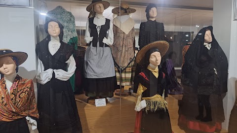 Museo do Traxe Juan José Linares, museo en Ordes