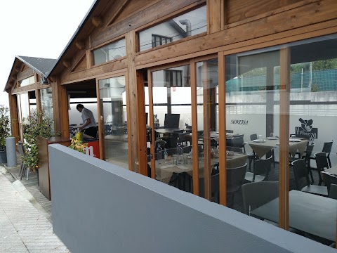 Remata en Restaurante Sidrería La Terraza, para comer en Tapia de Casariego