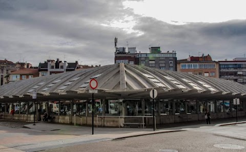 Mercado de Ganado de Siero, mercado de abastos en Pola de Siero