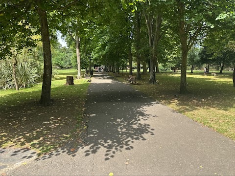 Parque de Ferrera, parque en Avilés