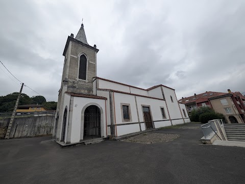 Iglesia de San Martín, iglesia en Arriondas