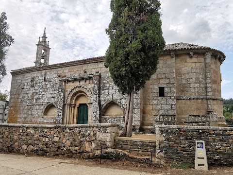 Iglesia de Santa María de Melide, iglesia en Melide