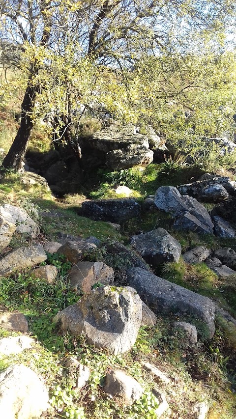 Pedregal de Irimia - Nacimiento del río Miño, lugar de interés en Meira