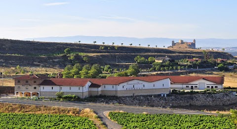 Bodegas Ramírez de la Piscina, lugar de interés en San Vicente de la Sonsierra