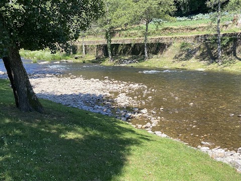 Playa Fluvial, playa en Navia de Suarna