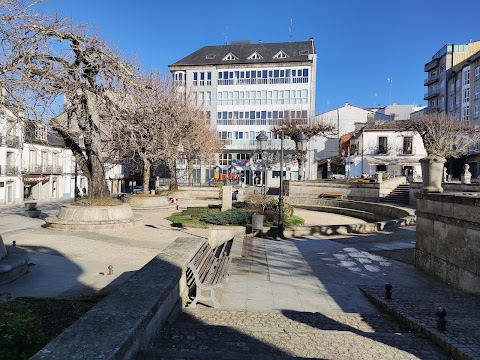 Praza da Constitución, parque en Vilalba